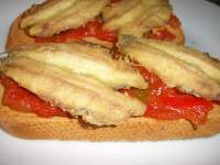                                                                           Concha cocina: TOSTAS DE BOQUERONES