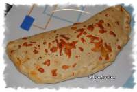   Pizza calzone