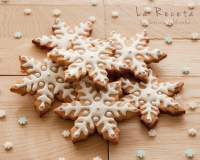   Galletas de Copo de Nieve y Arboles Nevados de Navidad