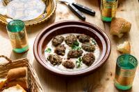 
Koftas de cordero con salsa de yogurt y tahine
         