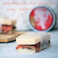   Sandwich de salmón con berenjena