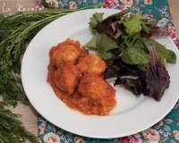   ALBÒNDIGAS DE PAVO Y ZANAHORIAS AL HORNO CON SALSA DE TOMATE AL VINO