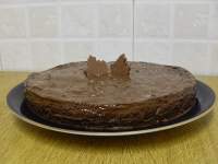   Tarta de caqui y chocolate sin lactosa