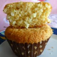   MUFFIN DE LIMA Y COCO