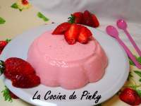   POSTRE DE REQUESON Y FRESAS