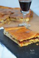   Empanada de cecina, queso de cabra y pisto