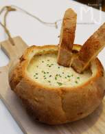   FONDUE DE QUESOS EN PAN DE PAGÉS  