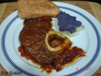   OSSOBUCO AL PEDRO XIMENEZ CON PURÈ PATATAS DE DOS COLORES