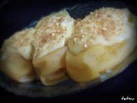   Manzana Asada con Crema Pastelera y Crocanti