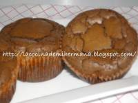   MUFFINS DE MOUSSE DE CHOCOLATE AL AMARETO