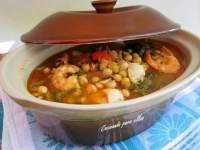   POTAJE DE GARBANZOS CON GRELOS, BACALAO Y GAMBAS 