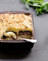 Pastel de carne con pure de papa  