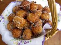   BUÑUELOS DE CUARESMA CON PASAS