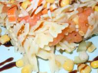   ENSALADA DE PASTA CON SURIMI