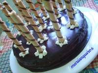   TARTA DE CHOCOLATE Y NEULAS