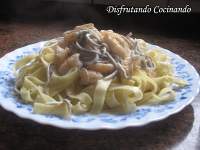   Fettuccine al huevo con langostinos y gulas