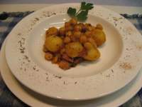   Guiso de garbanzos y papas