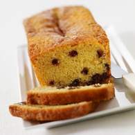 Budin casero con chispas de chocolate  