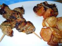   PINCHOS MORUNOS DE CORDERO AL RAS EL HANOUT