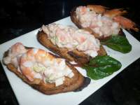   PINCHO DE SALMÒN CON LANGOSTINO