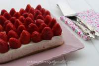   TARTA SEMIFRÌA DE FRESAS.