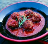 Receta de Albondigas en salsa de tomate facil  