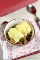   APPLE CRISP (MANZANA ASADA CON CANELA Y HELADO)