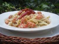   CANGREJOS DE RÌO CON PASTA.CÒMO COMER CANGREJOS SIN MANCHARSE LOS DEDOS.