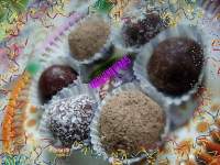   TRUFAS DE CHOCOLATE Y COCO