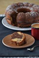   Bundt Cake marmolado de chocolate y cacahuete [Día Internacional del Bundt Cake]