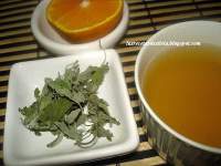   Té de Toronjil con jugo de naranja