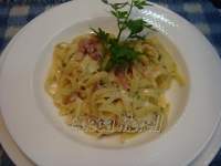   TALLARINES A LA CARBONARA