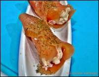   Rollitos salmón rellenos de cangrejo