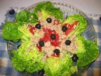   Ensalada de cogollos de lechuga con pimientos de piquillo