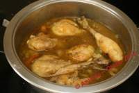 
Muslos de pollo en salsa  