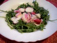   ENSALADA DE RUCULA Y RABANITOS