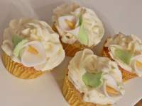   Cupcakes de piña colada