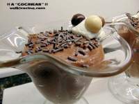 MOUSSE DE CHOCOLATE FÀCIL SIN HUEVO ( con nubes o malvaviscos )  