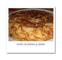   Tortilla de patatas y cebolla