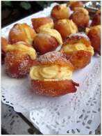   BUÑUELOS DE VIENTO RELLENOS DE CREMA PASTELERA