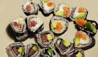      SUSHI CALIFORNIA ROLL