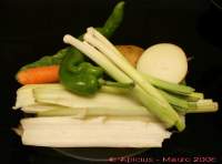 
Todo en uno: Sopa de verduras y lubina a la sal  