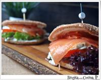   Sandwich de salmón ahumado