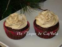   CUPCAKES DE CAPUCHINO Y FROSTING DE CAFÈ (Sin mantequilla, sin huevos, sin leche)