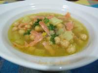   SOPA DE QUINOA CON GARBANZOS 