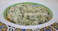   RAJAS DE CHILACAS CON CREMA