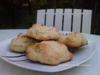   WHITE CHOCOLATE CHIP & MACADAMIA NUT COOKIES ( GALLETAS DE CHOCOLATE BLANCO Y NUECES DE MACADAMIA)