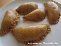   EMPANADILLAS CON HARINA DE ESPELTA DE PISTO CON ATÙN 