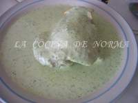   POLLO CON SALSA DE CILANTRO Y QUESO CREMA