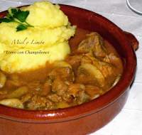 LOMO CON CHAMPIÑONES